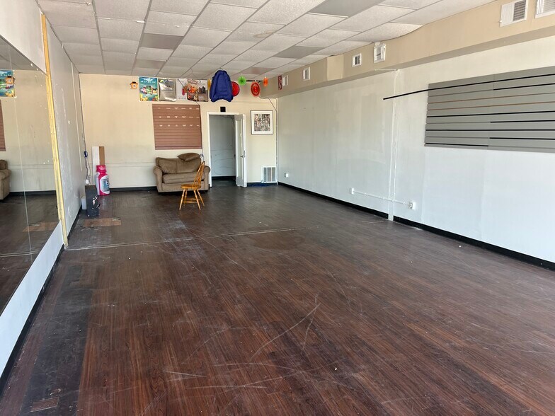 More Photos Of 1401-1417 Cleveland St, Clearwater Storefront Retail Office For Sale