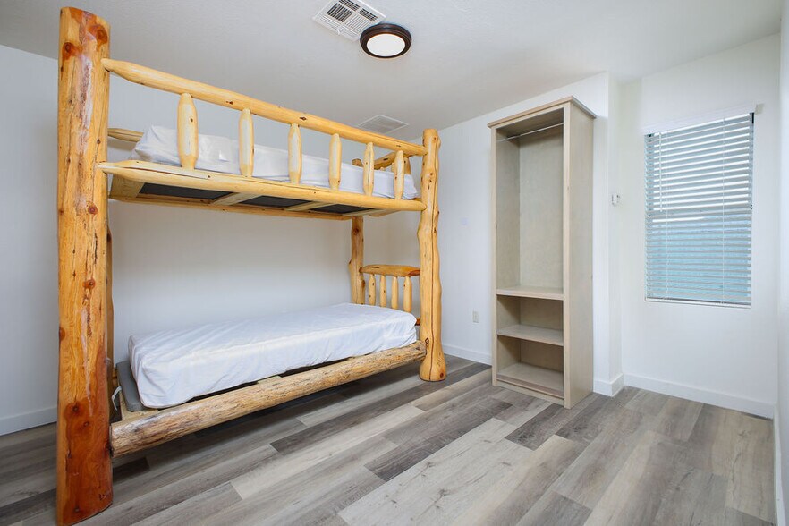 More Photos Of 7070 S US Highway 83, Concan Hotel For Sale