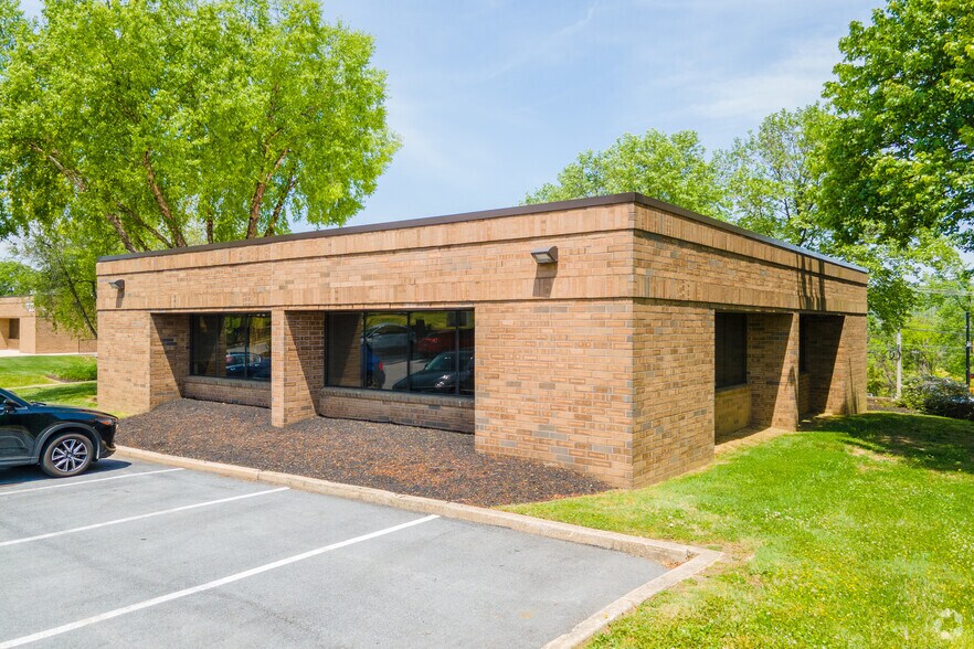 More Photos Of 728 Springdale Dr, Exton Office For Lease
