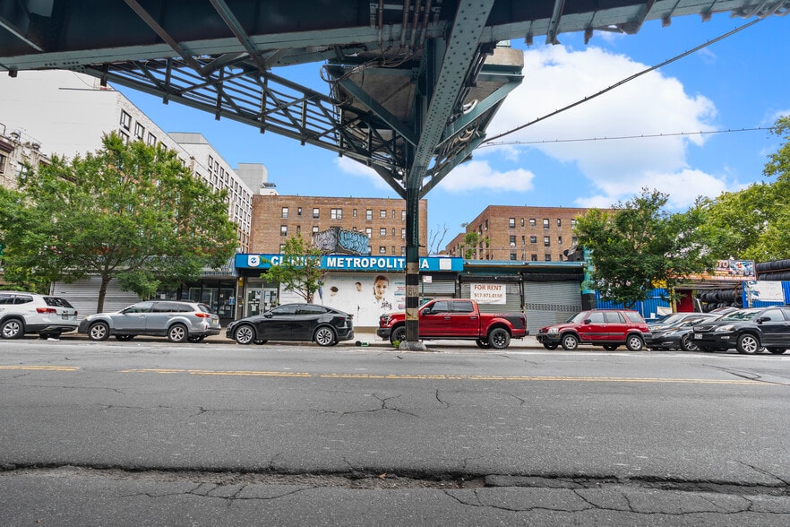 More Photos Of , New York General Retail For Sale