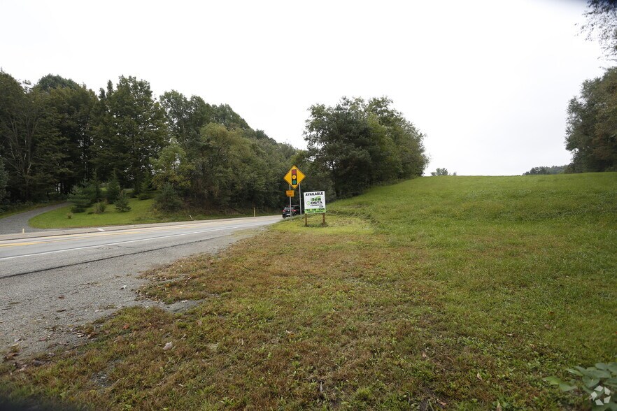 More Photos Of Route 66 North, Delmont Land For Lease