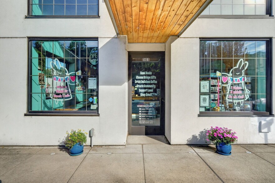More Photos Of 503 Main St, Oregon City Storefront For Sale