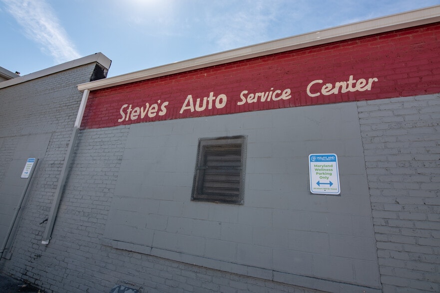 More Photos Of 4128 Hayward Ave, Baltimore Warehouse For Sale