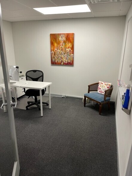 More Photos Of 333 Wade Hampton Blvd, Greenville Medical For Lease