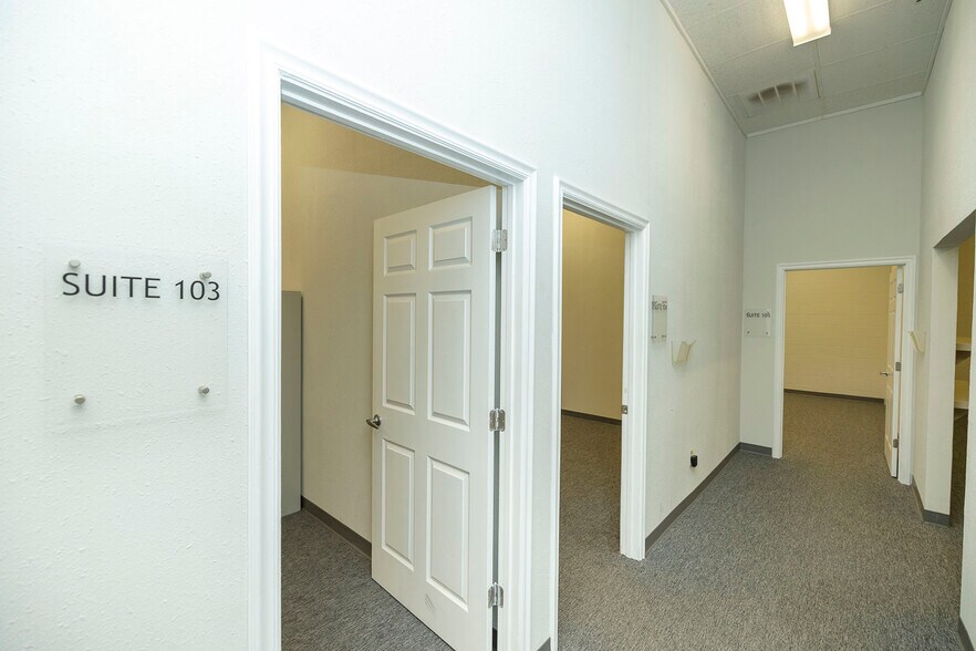More Photos Of 226 E Ross St, Clearwater Freestanding For Sale