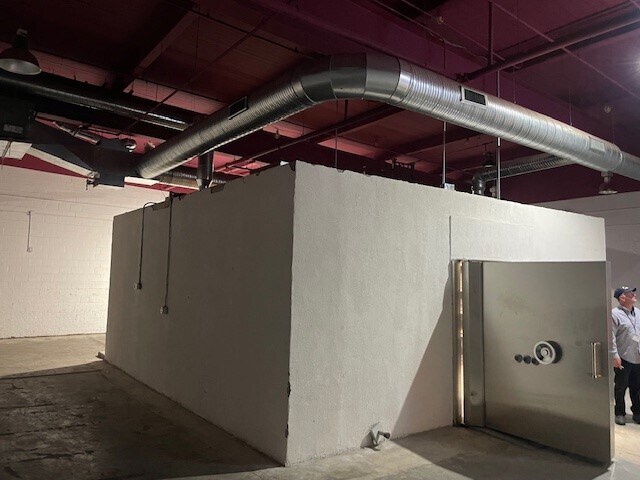 More Photos Of 100 Todds Ln, Wilmington Warehouse For Sale