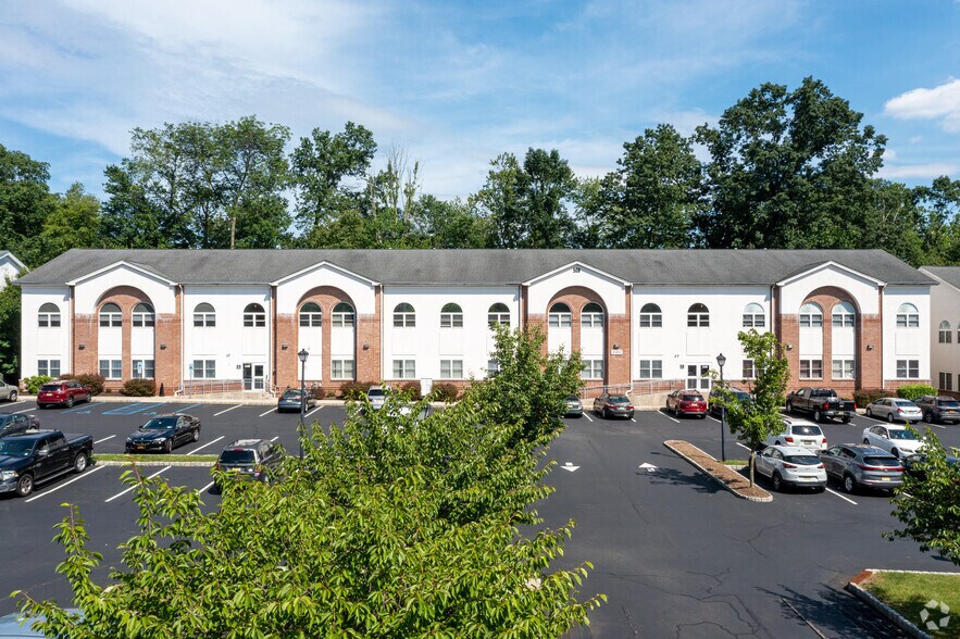 More Photos Of 508 Hamburg Tpke, Wayne Medical For Lease