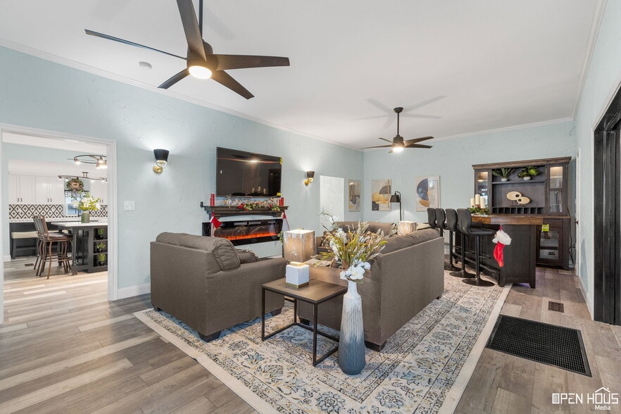 More Photos Of 405 W Gilbert St, Henrietta Hospitality For Sale