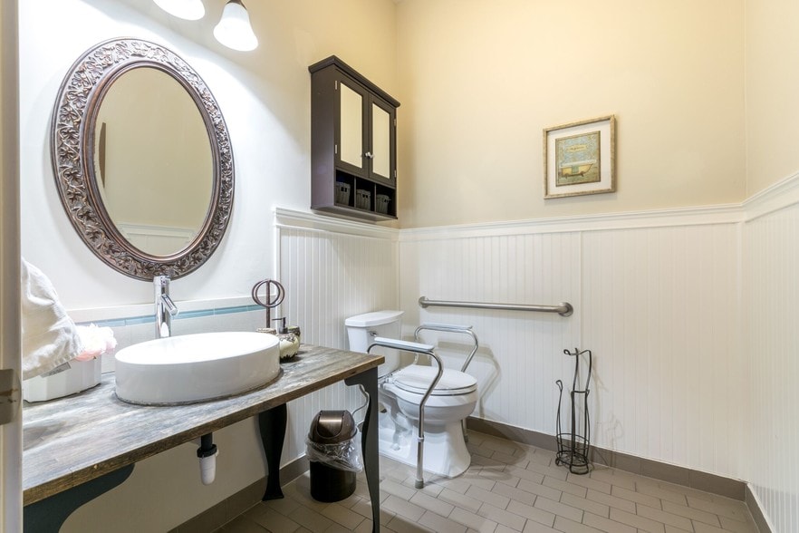 More Photos Of 8734 Sotheby Ct, Fair Oaks Assisted Living For Sale