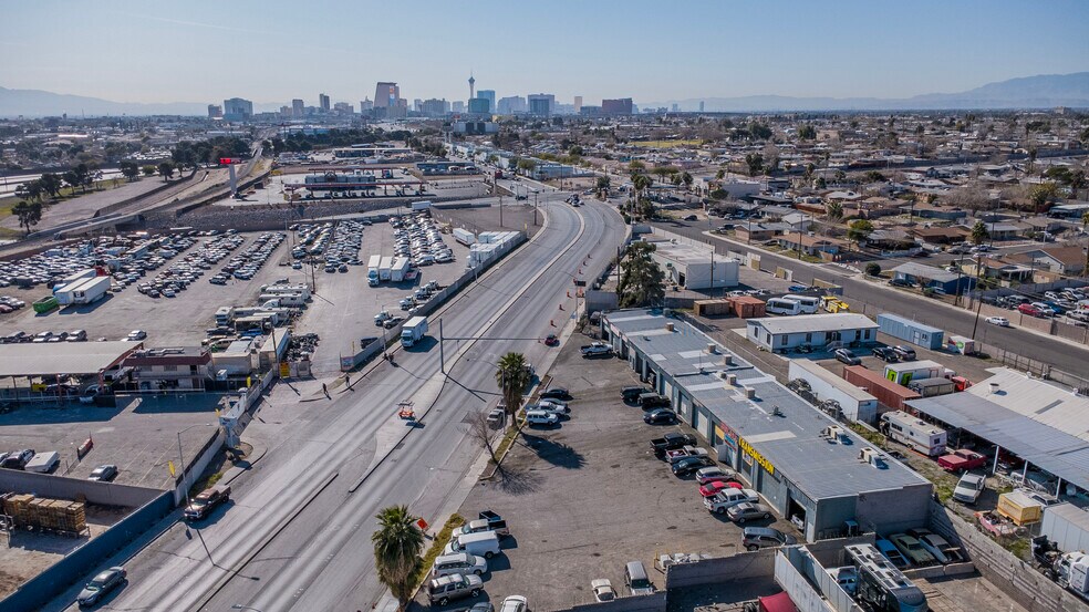 More Photos Of 2061 Losee Rd, North Las Vegas Auto Repair For Sale