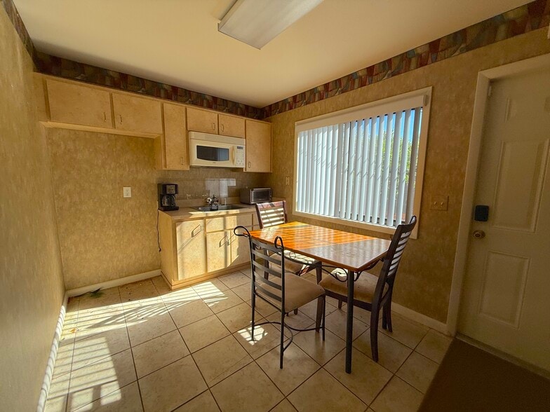 More Photos Of 1109 Bryn Mawr Ave, Lake Wales Medical For Sale