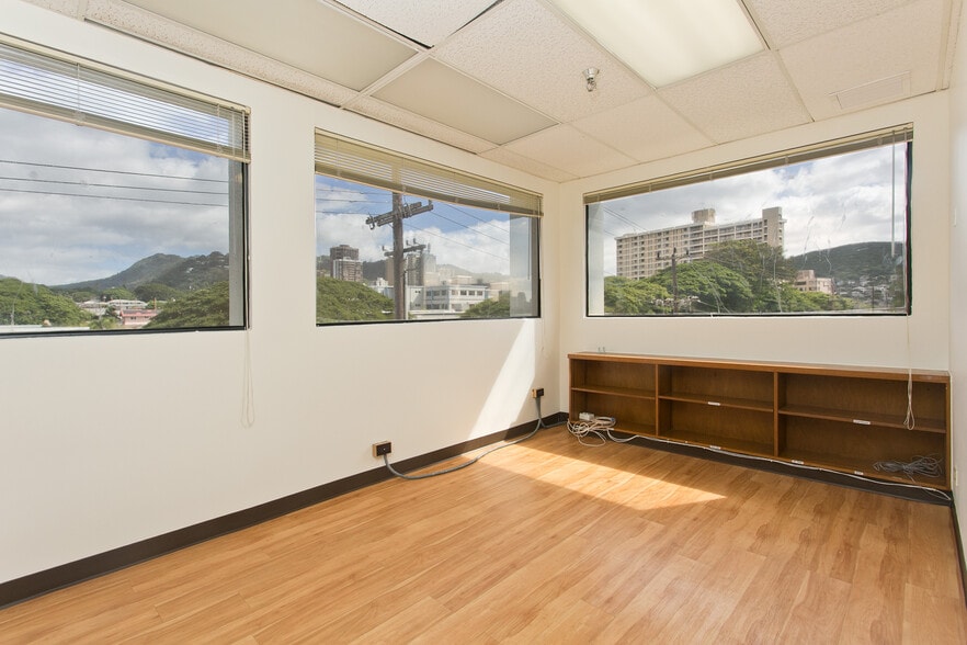 More Photos Of 321 N Kuakini St, Honolulu Medical For Sale
