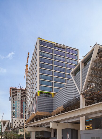 More Photos Of 161 NW 6th St, Miami Unknown For Lease