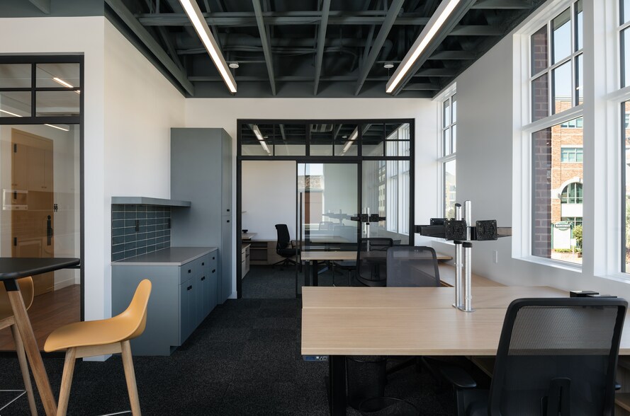 More Photos Of 50 E Tabernacle St, St George Office For Lease