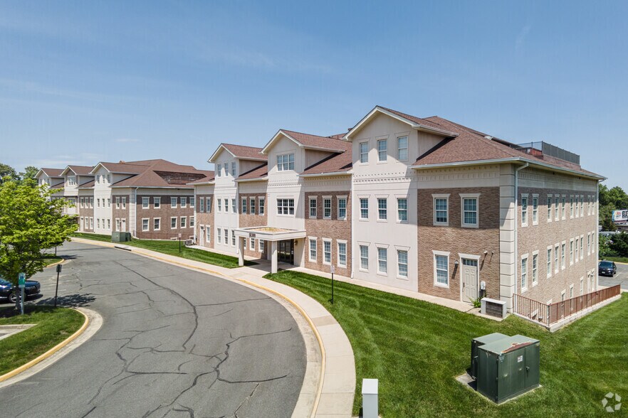 More Photos Of 18300 Quantico Gateway Dr, Triangle Unknown For Lease