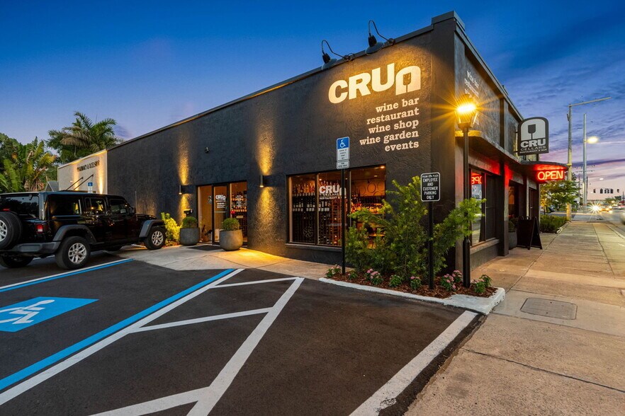 More Photos Of 2506-2510 S MacDill Ave, Tampa Unknown For Lease