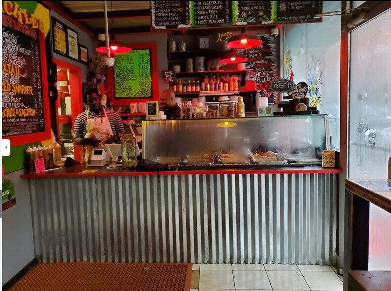 More Photos Of 726 Courtlandt Ave, Bronx Restaurant For Lease
