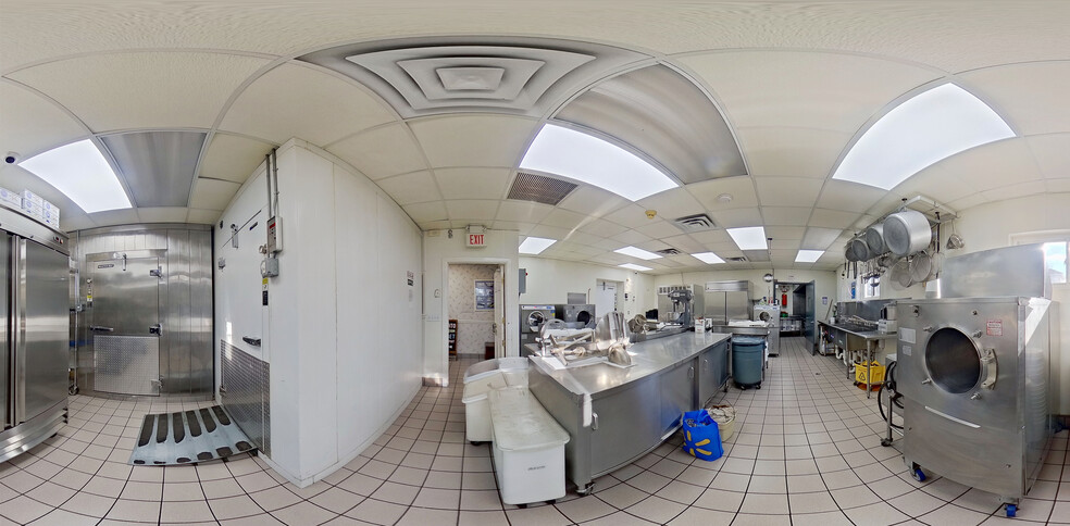 More Photos Of 62 W Inman Ave, Rahway Flex For Lease