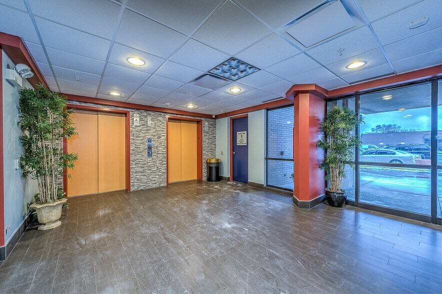 More Photos Of 4211 N Cicero Ave, Chicago Medical For Lease