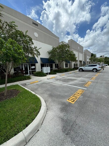 More Photos Of 2450 W Sample Rd, Pompano Beach Showroom For Lease