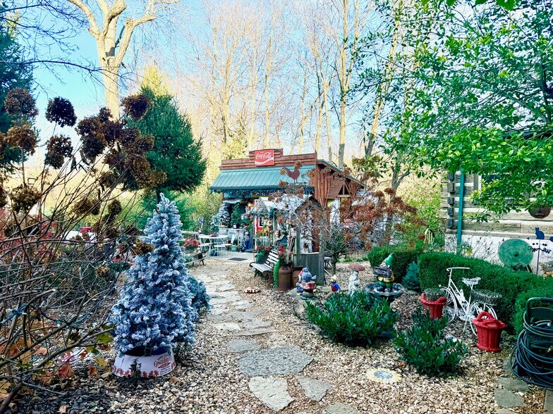 More Photos Of 219 MO-21, Caledonia Storefront Retail Residential For Sale