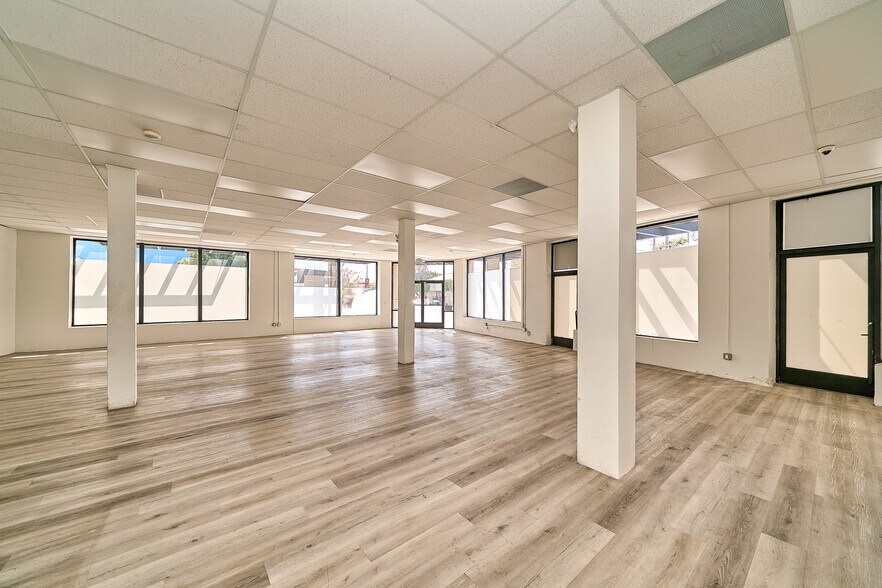 More Photos Of 8801-8809 W Pico Blvd, Los Angeles Storefront Retail Office For Lease