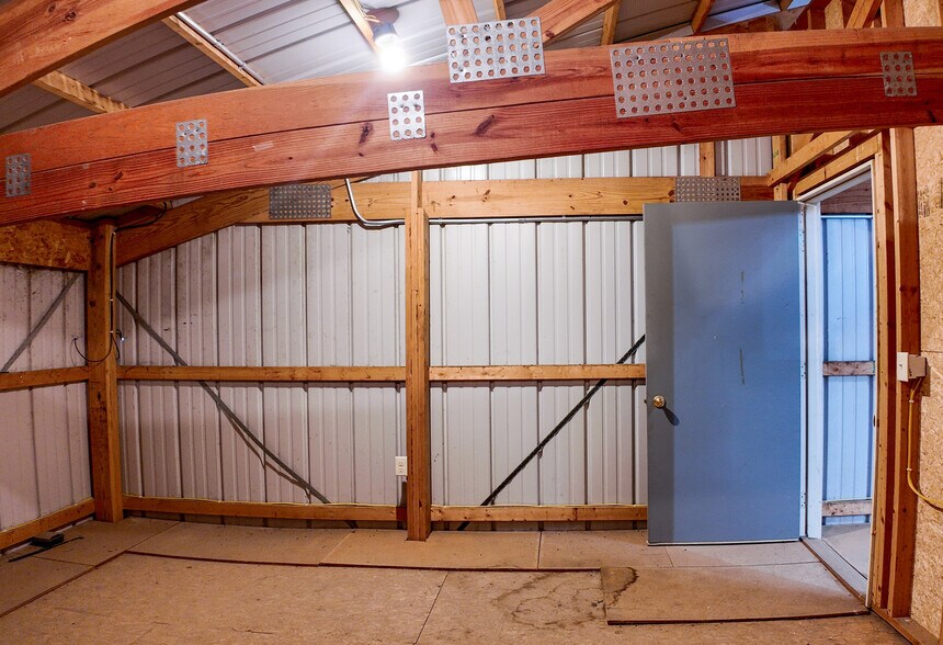 More Photos Of 28189 West Ave, Canton Industrial For Sale