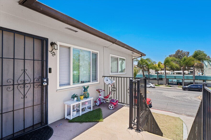 More Photos Of 376-378 Park way, Chula Vista Multifamily For Sale