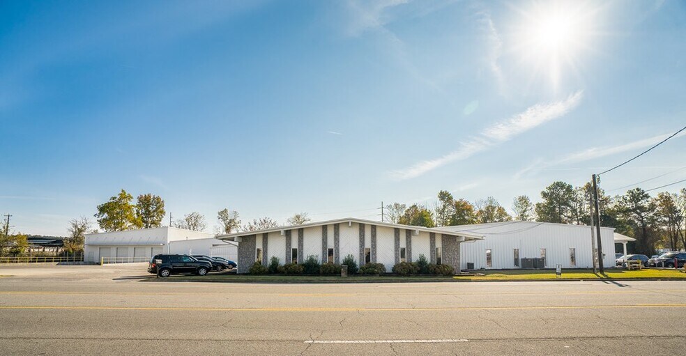More Photos Of 1803 Abutment Rd, Dalton Warehouse For Sale
