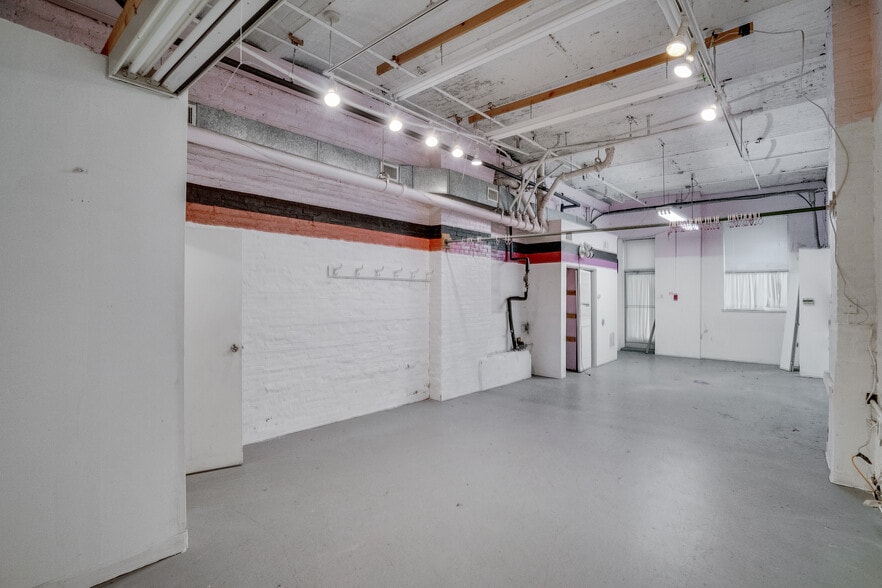 More Photos Of 2038 S Juniper St, Philadelphia Apartments For Lease