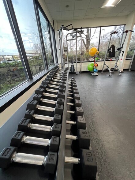 More Photos Of 30 Vreeland Rd, Florham Park Unknown For Lease