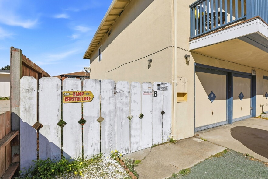 More Photos Of 3047 Zanetta Dr, Marina Apartments For Sale