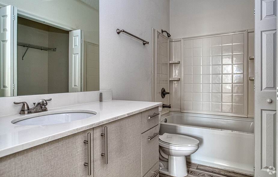 More Photos Of 2121 McCoy Rd, Orlando Apartments For Sale