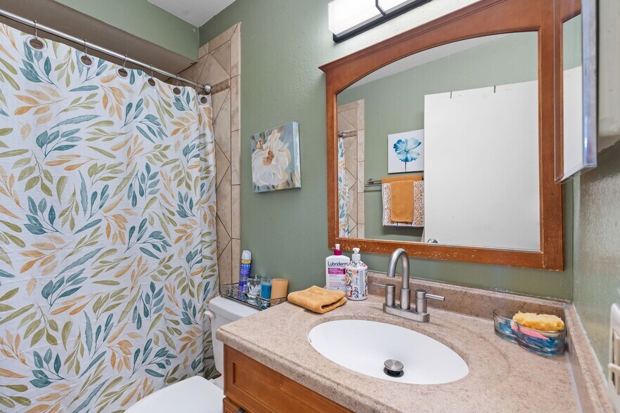 More Photos Of 7969 Mission Gorge Rd, Santee Auto Repair For Sale