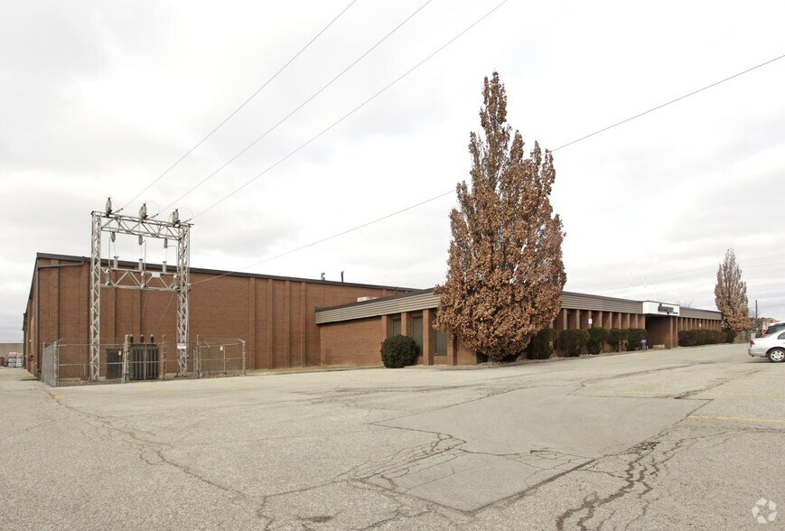 Primary Photo Of 266 Humberline Dr, Toronto Warehouse For Lease