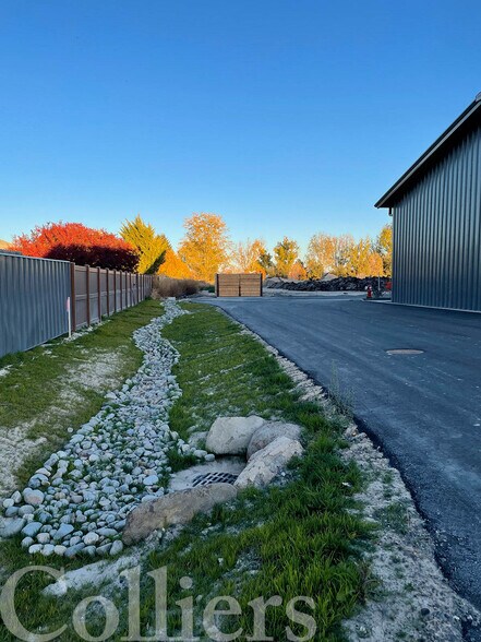 More Photos Of 2635 Kimberly, Twin Falls Light Manufacturing For Lease