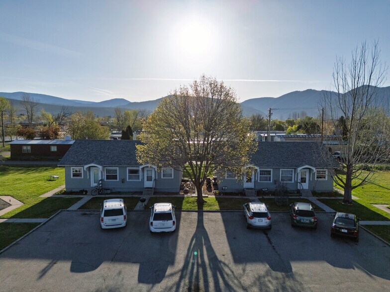 Primary Photo Of 1629 River Rd, Missoula Apartments For Sale