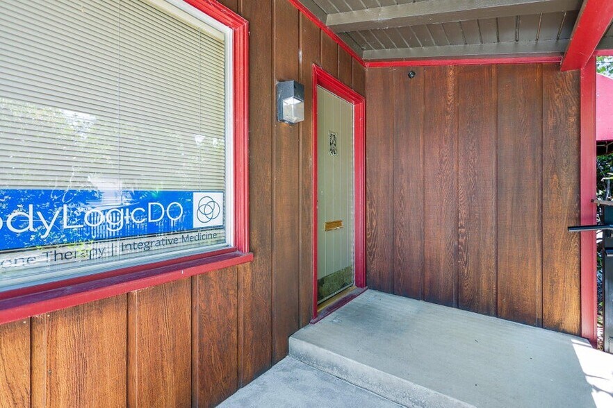 More Photos Of 1826 Sonoma St, Redding Healthcare For Sale
