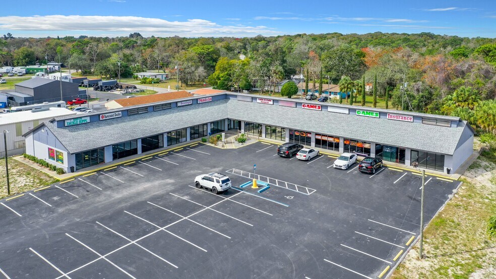 More Photos Of 15215 US Hwy 19, Hudson Unknown For Lease