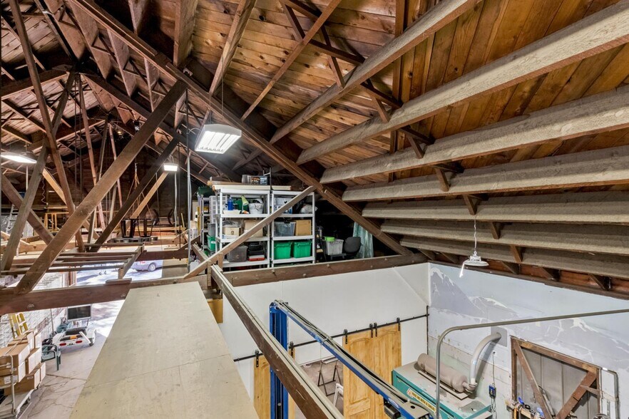 More Photos Of 17481 Highway 50, Twin Bridges General Retail For Sale