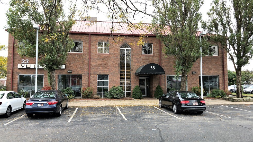 More Photos Of 33 Bassett Ln, Hyannis Medical For Sale