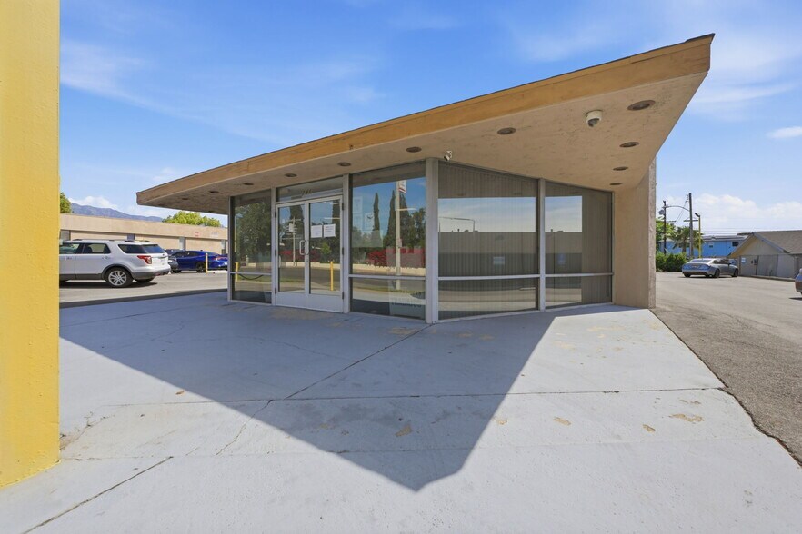 More Photos Of 746 N Mountain Ave, Ontario Freestanding For Lease