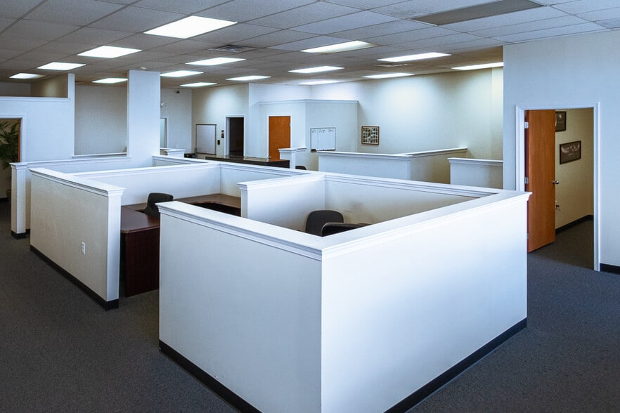 More Photos Of 1117 Union Blvd, Allentown Office For Sale