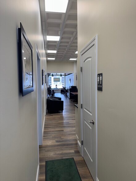 More Photos Of 9 Main St, Brockport Office For Lease