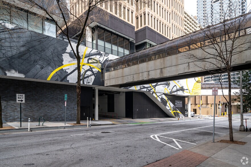 More Photos Of 233 Peachtree St NE, Atlanta Unknown For Lease