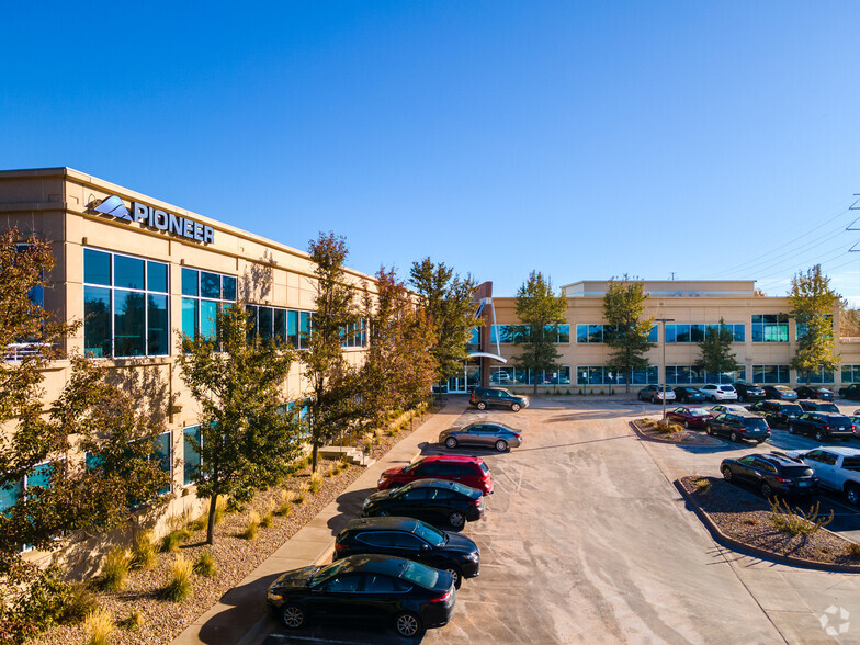 Primary Photo Of 630 Plaza Dr, Highlands Ranch Medical For Lease