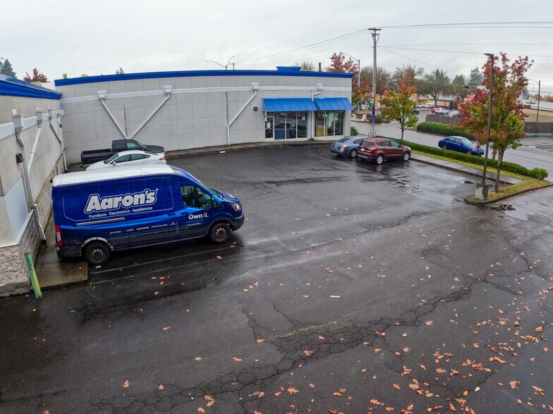 More Photos Of 422 SE 10th Ave, Hillsboro Freestanding For Sale