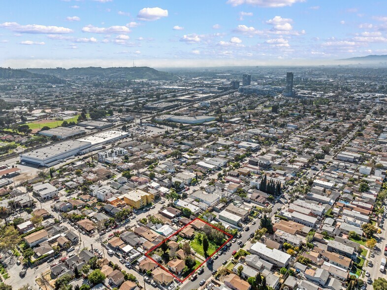 More Photos Of 5338 Smiley Dr, Los Angeles Land For Sale