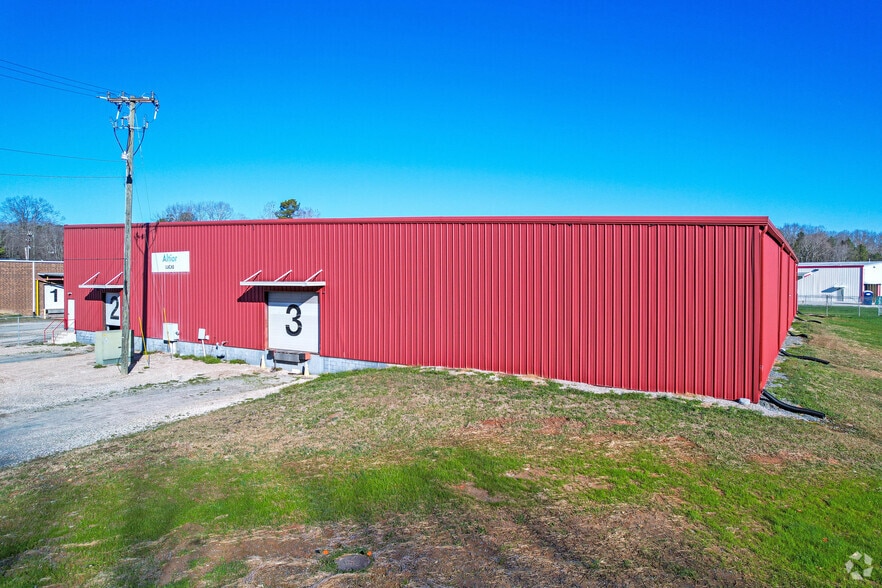 More Photos Of 6027 Stitt St, Monroe Warehouse For Lease