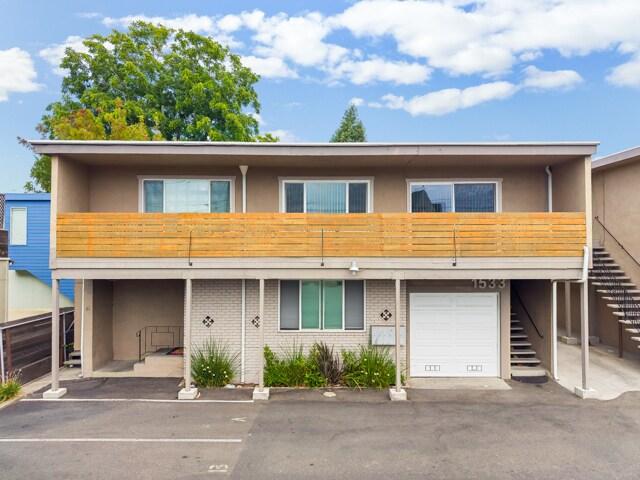 More Photos Of 1533-1537 Harmon St, Berkeley Apartments For Sale